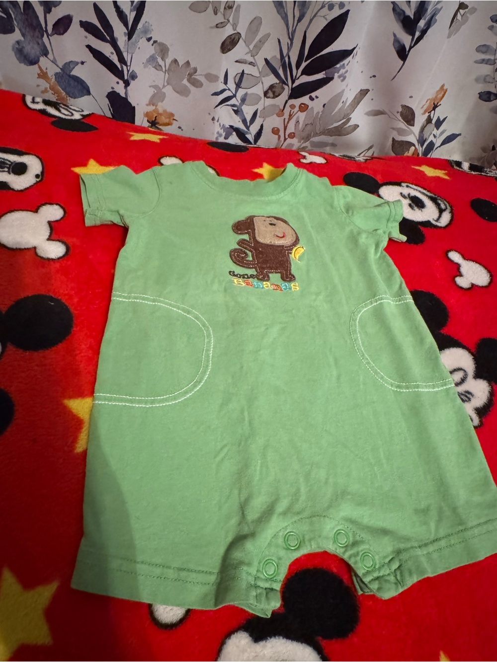 Green Monkey Short-Sleeve Baby Pajama Romper Size 12 Months Carters C5